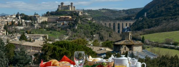 UMBRIA : LE VOYAGE LE PLUS PRÉCIEUX, CELUI AVEC LE COEUR