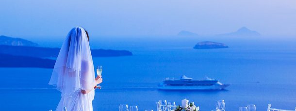Santorini, un paesaggio da cartolina illustrata per il vostro matrimonio